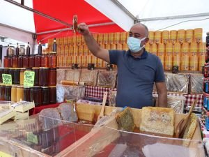 Gaziantep’te yöresel ürünler fuarı açıldı