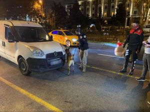 İstanbul'da Yeditepe Huzur Uygulaması: 449 gözaltı