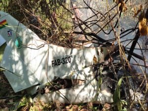 Bolivya ordusuna ait uçak düştü: 6 ölü