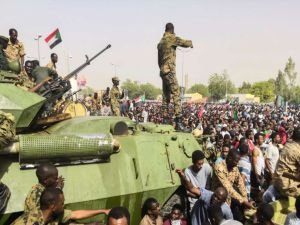 Sudan'da darbe: Radyo ve televizyon çalışanları da gözaltına alındı