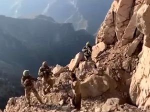 MSB 4 PKK'lının teslim olma anlarını paylaştı
