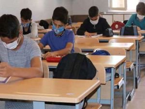 Konya'da bazı mahallelerde deprem nedeniyle okullar tatil edildi