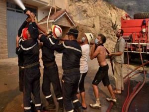 Cezayir’de doğalgaz patlaması