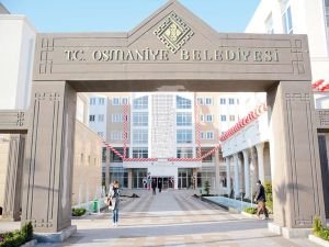 Osmaniye Belediyesi binasına silahlı saldırı