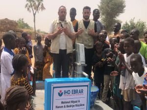 IHO EBRAR Mali'de su kuyusu açtı