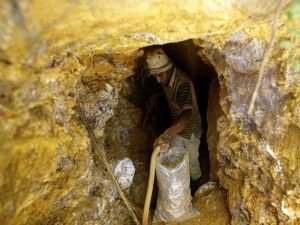 Gine'de altın madeni faciası: 18 ölü