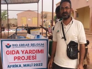 IHO Ebrar'dan Mali'de yetimhaneye gıda yardımı