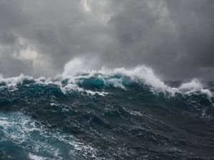 Meteorolojiden Doğu Karadeniz için fırtına uyarısı