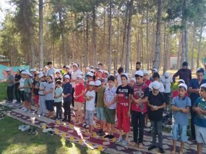 Elazığ'da namaz eğitimi alan çocuklara program düzenlendi