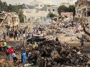 Somali'de 3 ayrı bombalı saldırı: 12 ölü