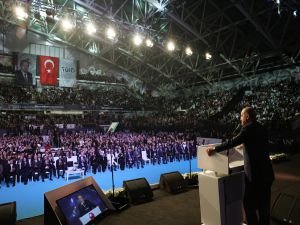 Cumhurbaşkanı Erdoğan: Başörtüsü teklifinin geniş bir mutabakatla Meclis'ten geçmesini temenni ediyoruz