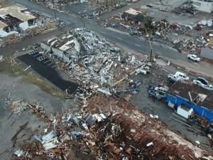 ABD'de etkili olan şiddetli fırtınada 8 kişi öldü