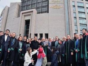 İstanbul 2 No'lu Barosu, sözde siyasetçi Paludan hakkında suç duyurusunda bulundu
