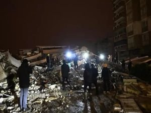 Hatay'daki 6,4'lük depremin ardından 32 artçı deprem yaşandı