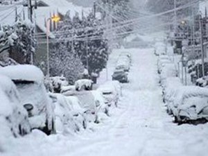 Hakkari'de kar yağışı nedeniyle eğitime 1 gün ara
