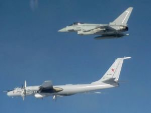 İngiliz savaş uçaklarından Rus uçaklarına engelleme