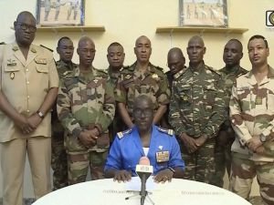 Nijer’de ordu yönetime el koydu