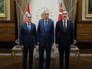 Cumhurbaşkanı Erdoğan Azerbaycan Dışişleri Bakanı Bayramov ile görüştü