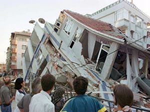 Marmara Depremi'nin üzerinden 24 yıl geçti