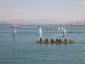 11. Van Denizi Su Sporları Festivali başladı