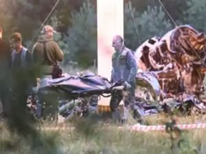 Rusya: Tver'de düşen uçağın enkazında 10 ceset bulundu