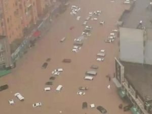 Libya'daki sel felaketinde can kaybı artıyor, binlerce kişi kayıp