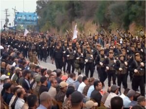 Filistin İslami Cihad Hareketi, Gazze'de askeri geçit töreni düzenledi