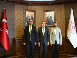 HÜDA PAR Milletvekilleri Ramanlı ve Dinç, Gençlik ve Spor Bakanı Bak'ı ziyaret etti
