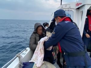 Muğla açıklarında 92 düzensiz göçmen yakalandı