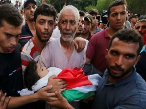 DSÖ: Gazze'de her 10 dakikada bir çocuk katlediliyor