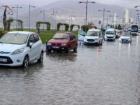 Zonguldak'ta olumsuz hava koşulları nedeniyle eğitime 1 gün ara verildi