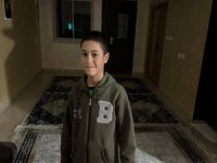 siyonist işgal rejimi çocukları alıkoymaya devam ediyor