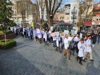 İstanbul'da hekimler 8'inci kez "Sessiz Yürüyüş" eylemi yaptı