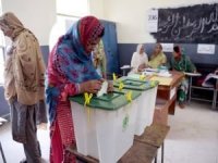 Bangladeş’teki genel seçimi iktidar partisi kazandı