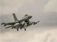 Güney Kore Kıyılarında işgalci ABD'ye Ait F-16 savaş uçağı düştü