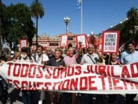 Arjantin'de hükümetin ekonomi politikaları protesto edildi
