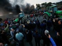 İspanya'da çiftçilerin protestoları devam ediyor