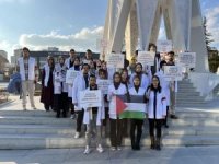 Sağlıkçılardan "Gazze için Ses Ver" etkinliği