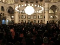 Ankaralılar Berat Kandili'ni namaz ve dualarla ihya etti