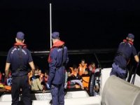 Balıkesir açıklarında 34 düzensiz göçmen yakalandı