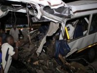 Tanzanya'da araçlar kafa kafaya çarpıştı: 9 ölü
