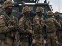 Polonya'da tüm askeri tatbikatlar askıya alındı