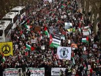 İngiltere'de Gazze'ye destek yürüyüşü
