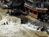 Çin'de şiddetli fırtınalar etkili oldu: 7 ölü, 11 yaralı