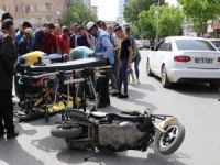 Otomobille çarpışan Suriyeli bisiklet sürücüsü yaralandı