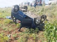 Mardin'de araç şarampole yuvarlandı: 5 yaralı