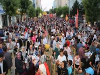 Uşak Belediyesi Türkiye'nin en büyük iftar sofrasını açtı