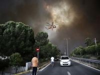 Yunanistan’da “yangın” istifası