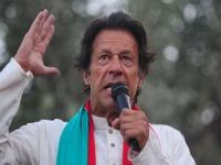 Pakistan'da İmran Han seçimi kazandığını açıkladı