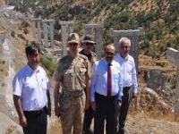 Bitlis-Diyarbakır Karayolunda viyadük inşaatı devam ediyor